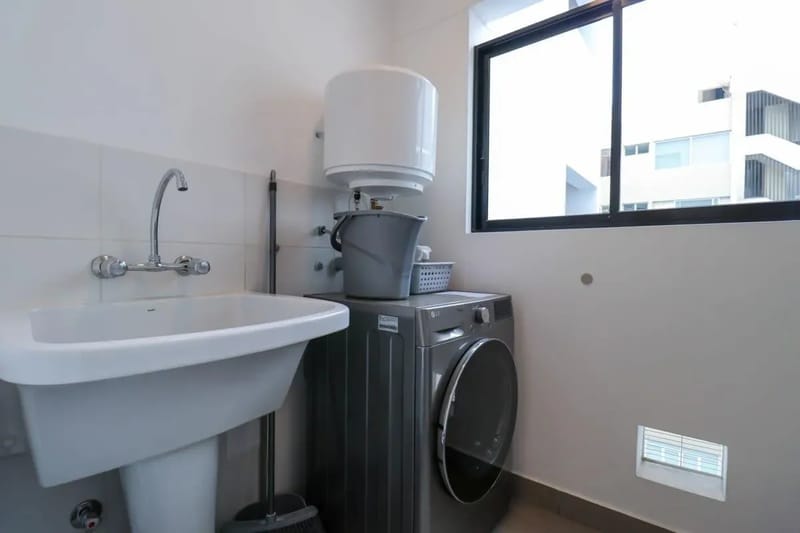 Fantastic 2BR with Balcony in Miraflores