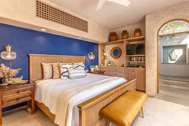 Chic 5BR Oceanview Villa w/ Pool in Pedregal