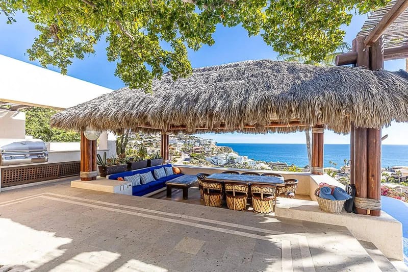 Chic 5BR Oceanview Villa w/ Pool in Pedregal