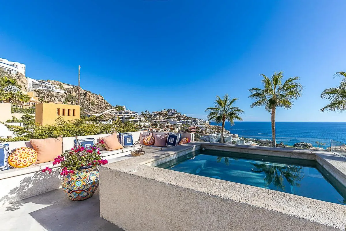 Chic 5BR Oceanview Villa w/ Pool in Pedregal