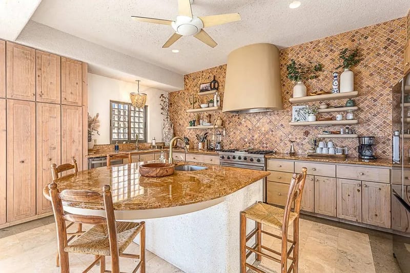 Chic 5BR Oceanview Villa w/ Pool in Pedregal