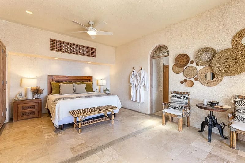 Chic 5BR Oceanview Villa w/ Pool in Pedregal