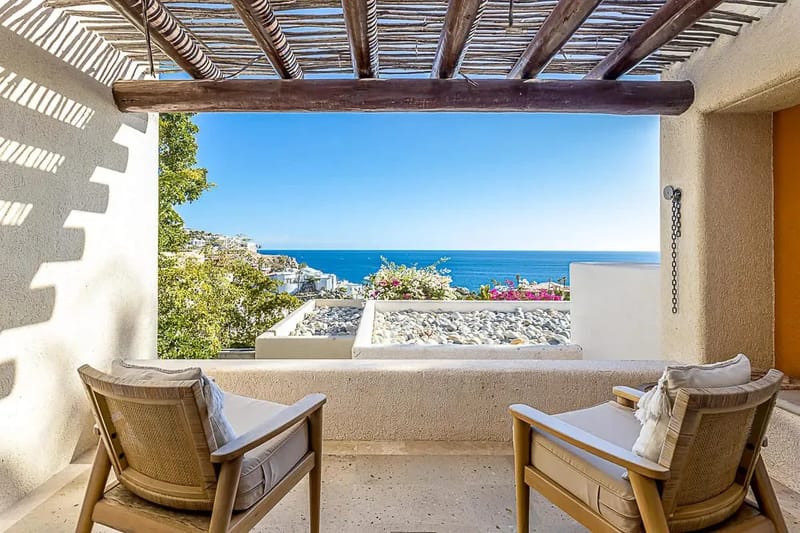 Chic 5BR Oceanview Villa w/ Pool in Pedregal