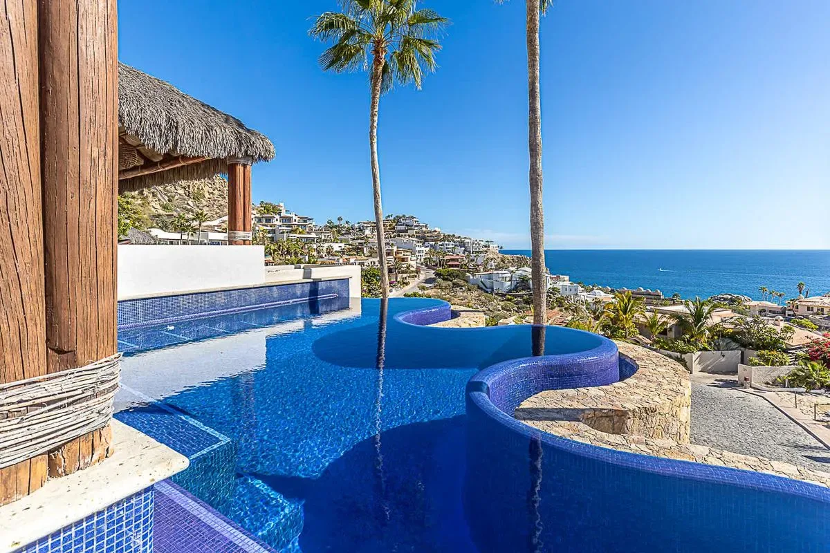 Chic 5BR Oceanview Villa w/ Pool in Pedregal