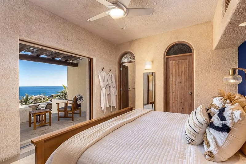 Chic 5BR Oceanview Villa w/ Pool in Pedregal