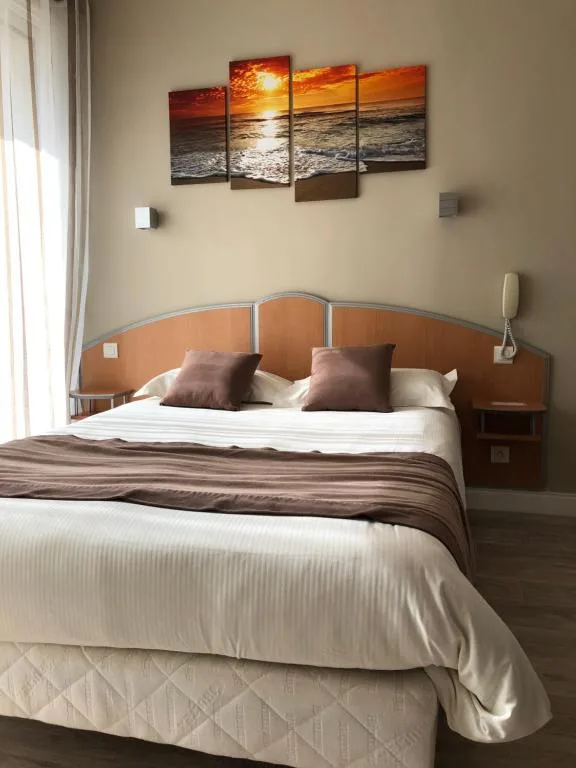Le Mirador room