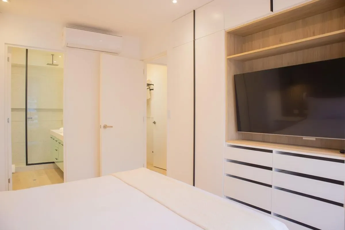Duplex Cityview 3BR w/ Balcony in Miraflores