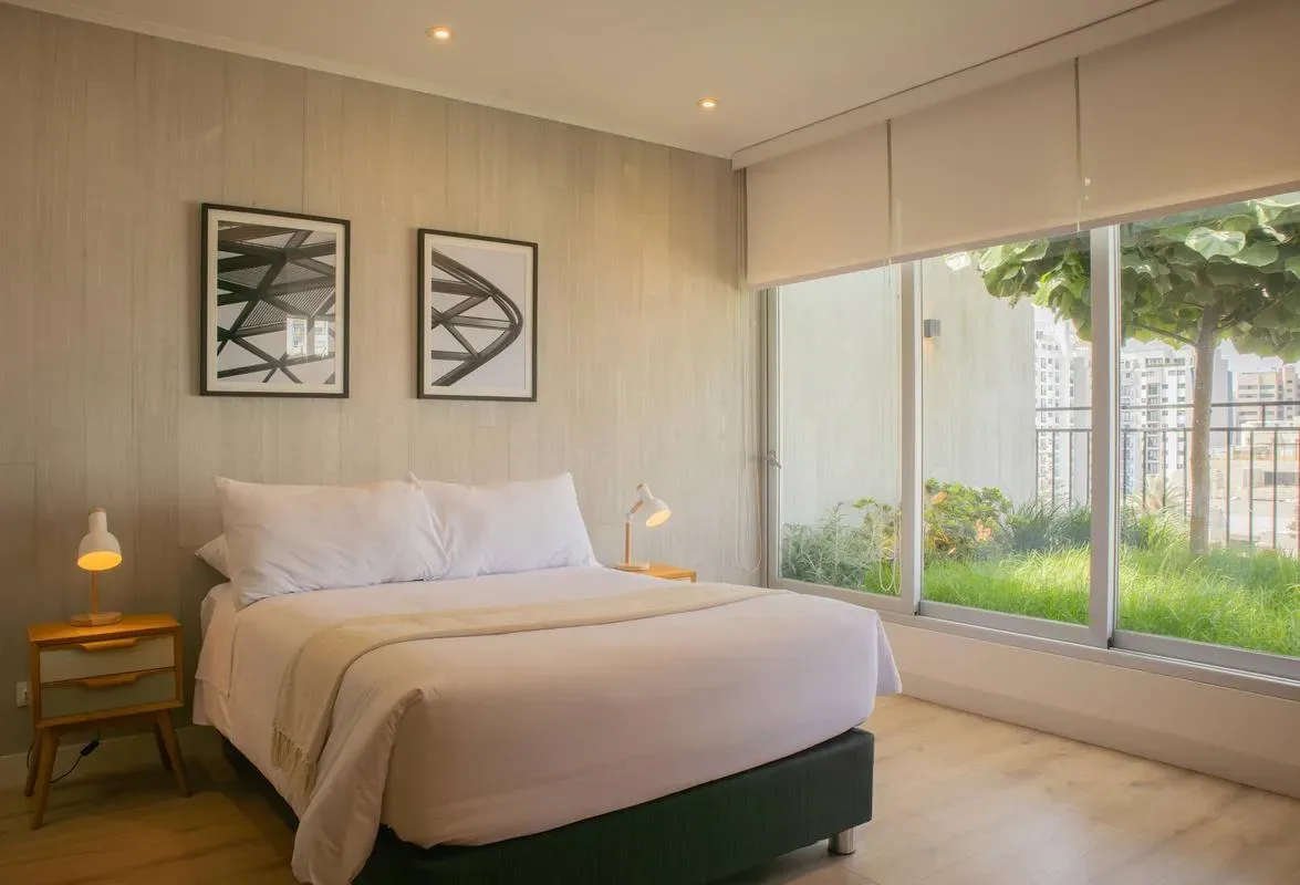 Duplex Cityview 3BR w/ Balcony in Miraflores