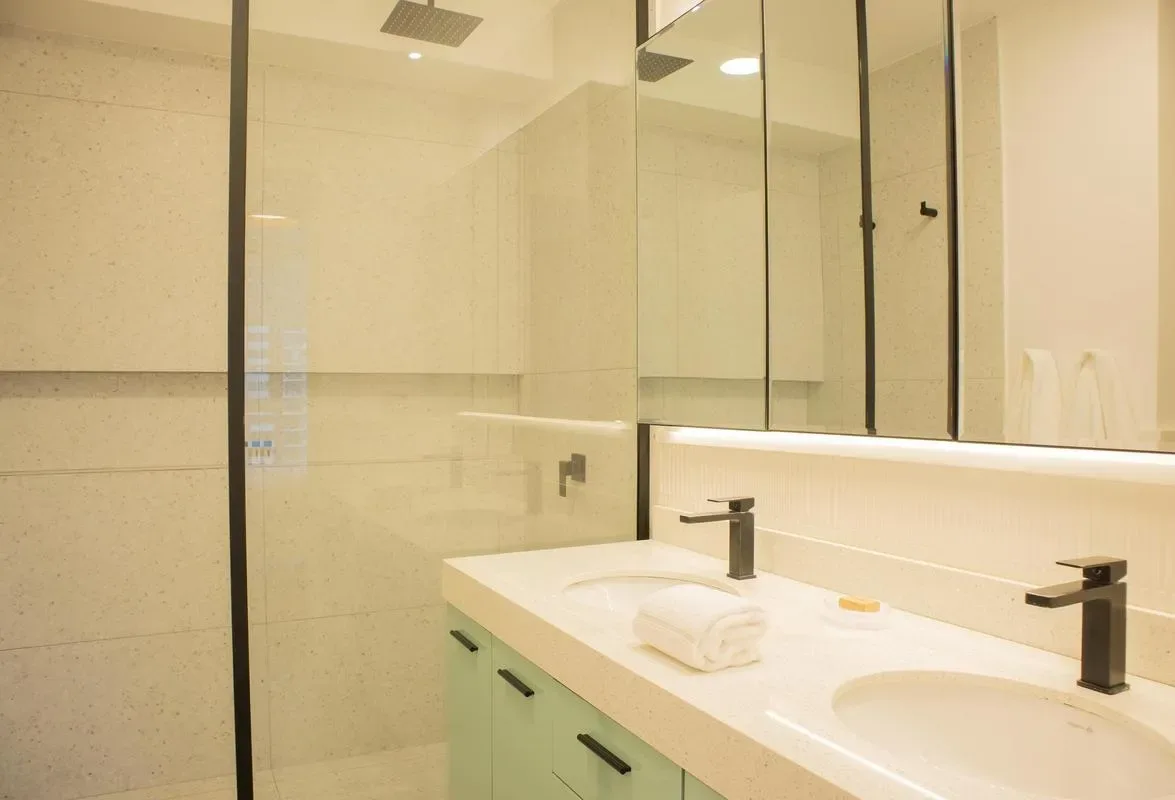 Duplex Cityview 3BR w/ Balcony in Miraflores