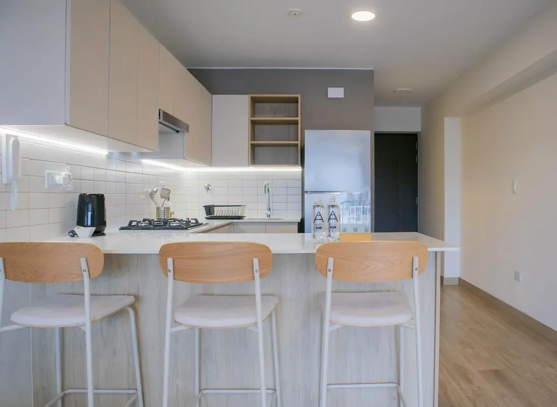 Charming 2BR w/ Balcony in Miraflores