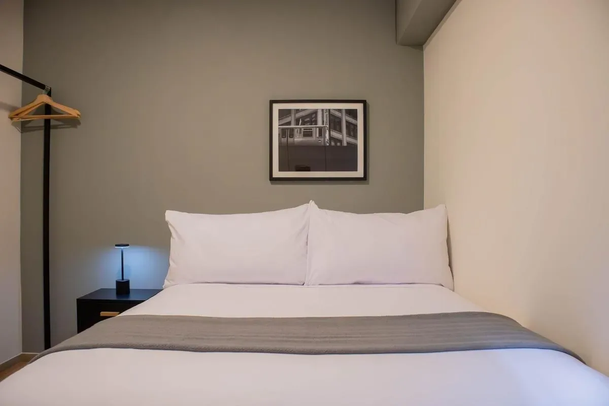 Charming 2BR w/ Balcony in Miraflores