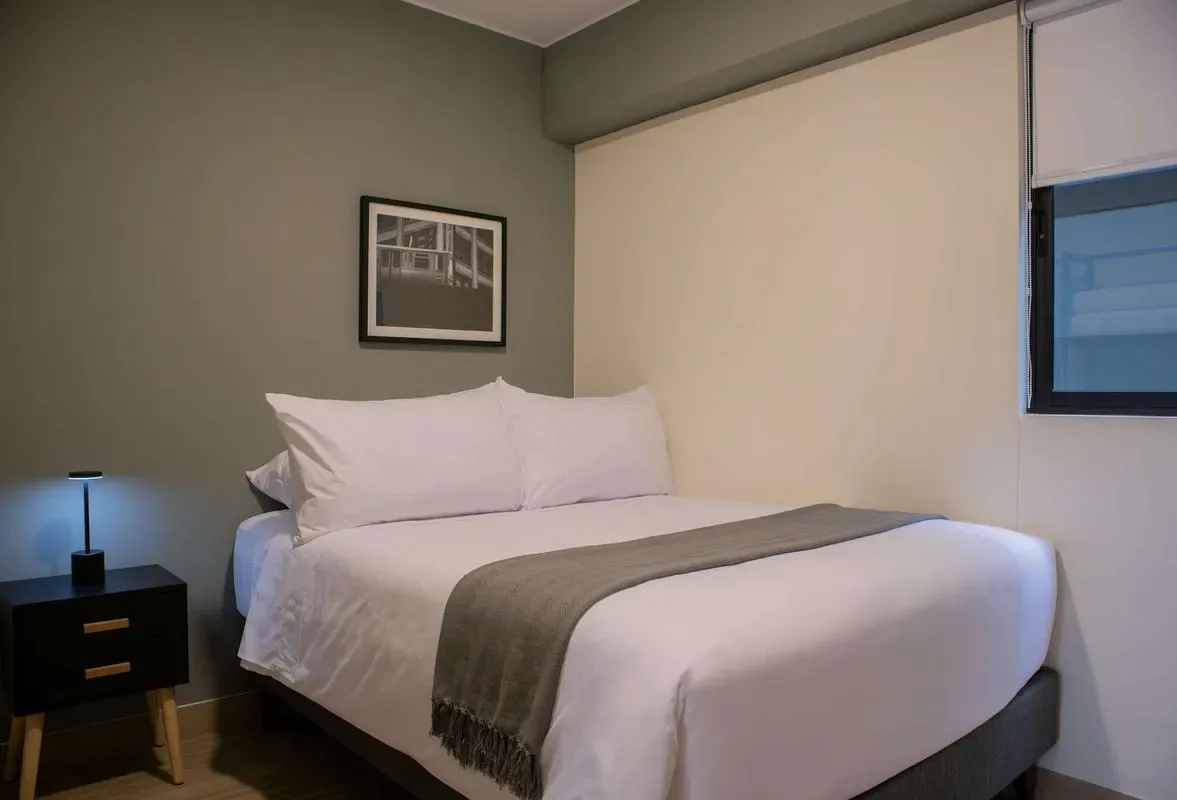 Charming 2BR w/ Balcony in Miraflores