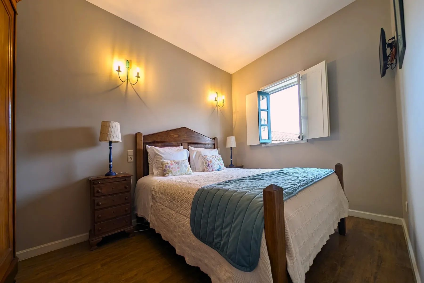 One-Bedroom House