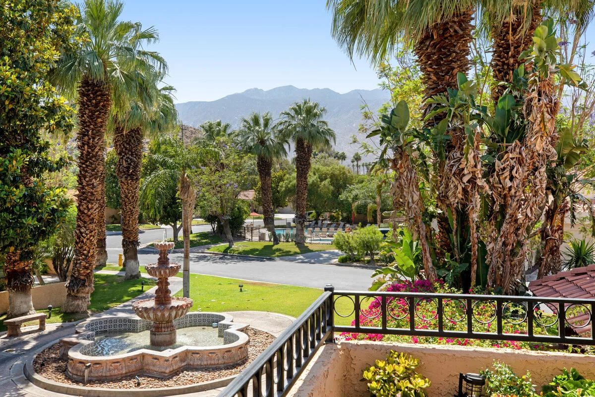 Palm Garden - 58778