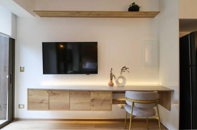 W* | Loft with Balcony in Luxury Building Barranco