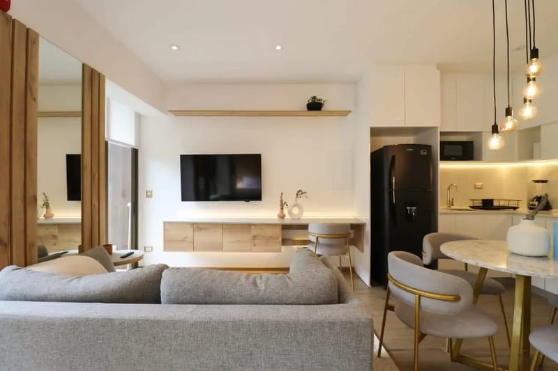 W* | Loft with Balcony in Luxury Building Barranco