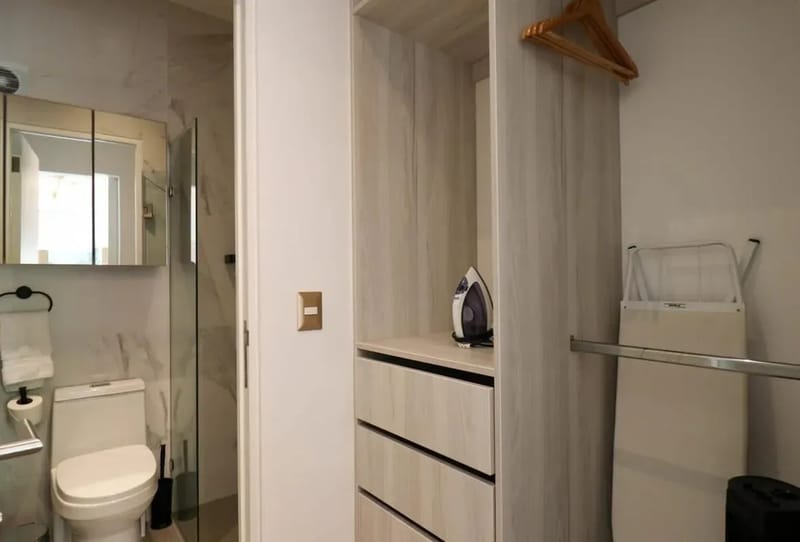 W* | Loft with Balcony in Luxury Building Barranco