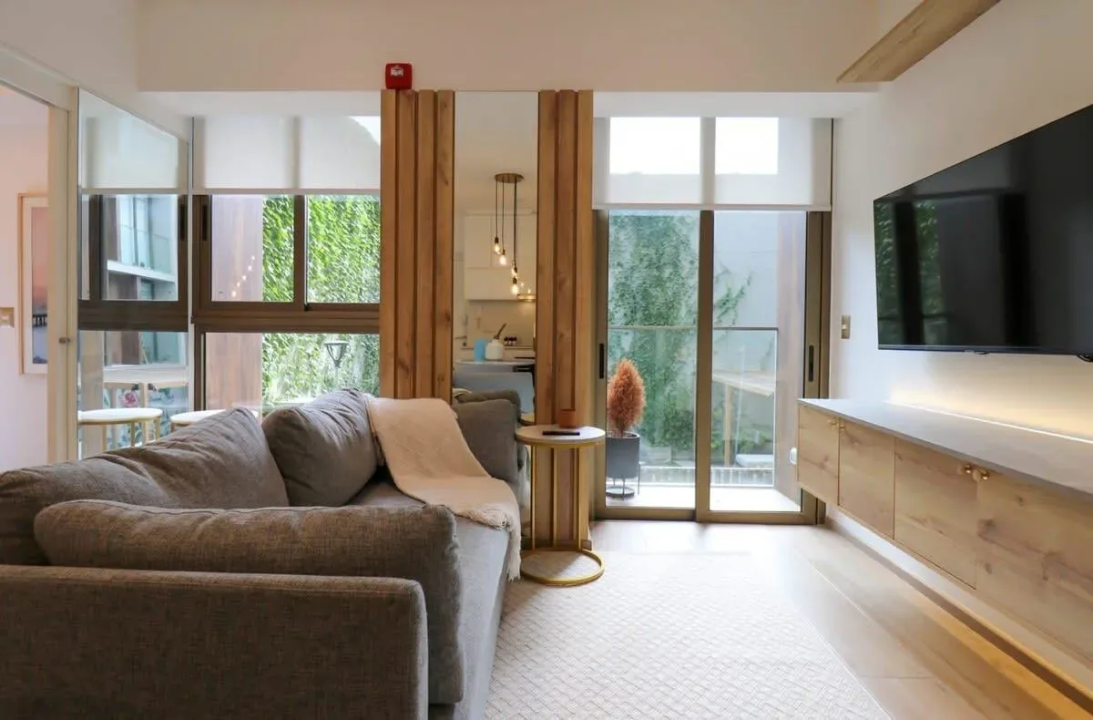 W* | Loft with Balcony in Luxury Building Barranco