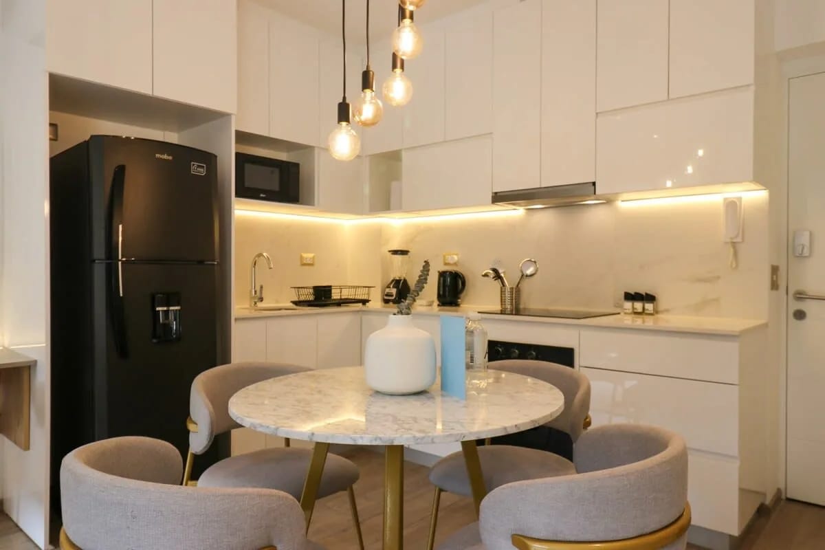 W* | Loft with Balcony in Luxury Building Barranco