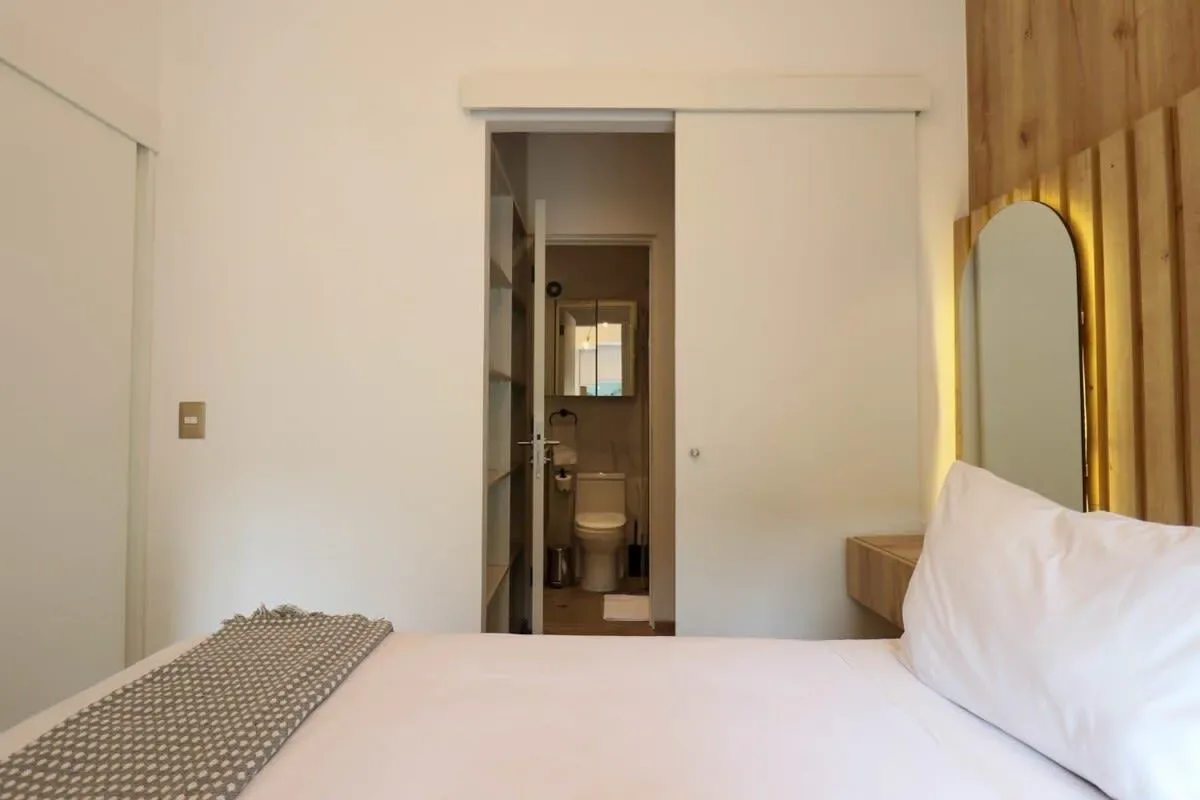 W* | Loft with Balcony in Luxury Building Barranco