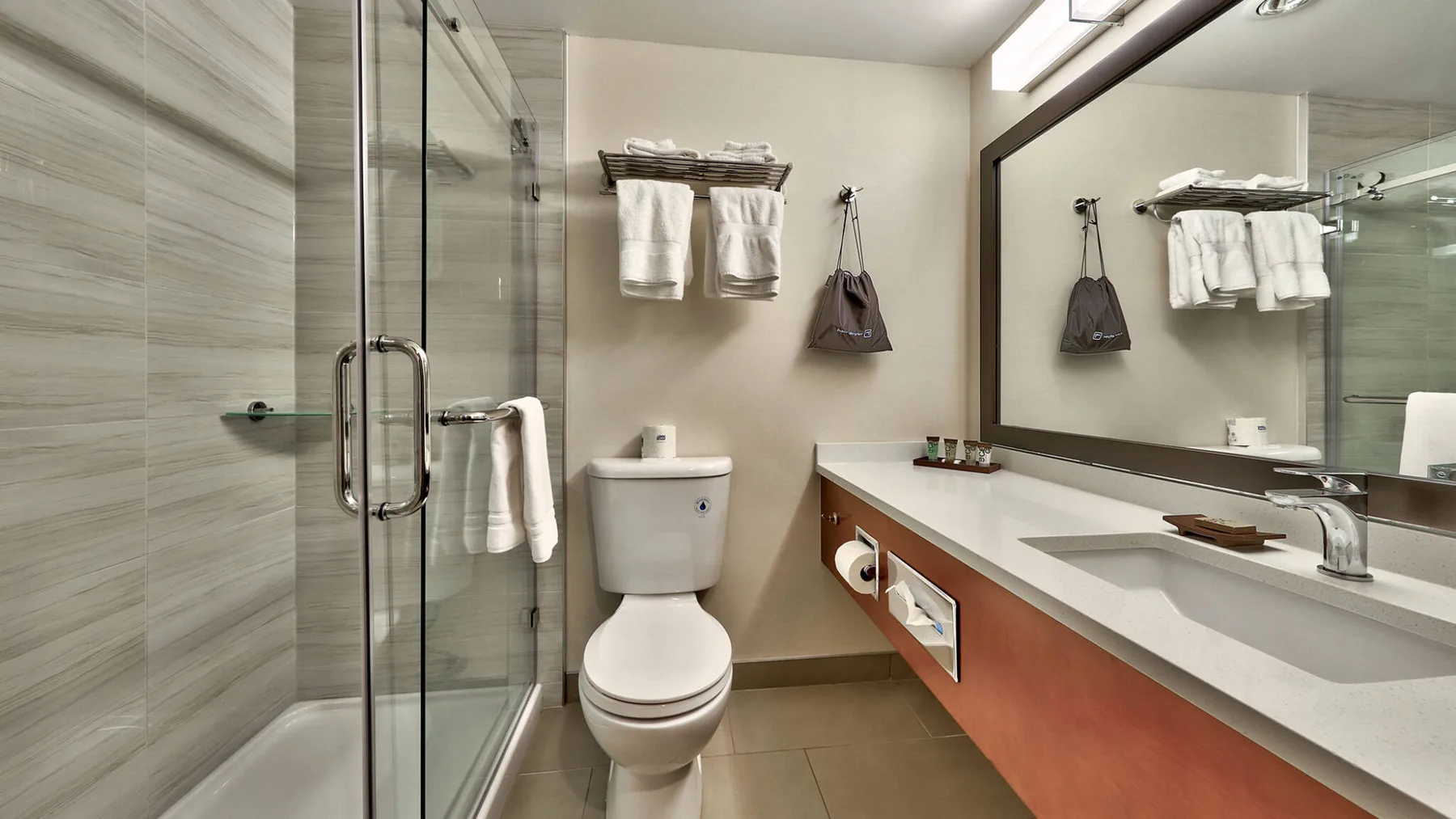 Baño de la suite familiar