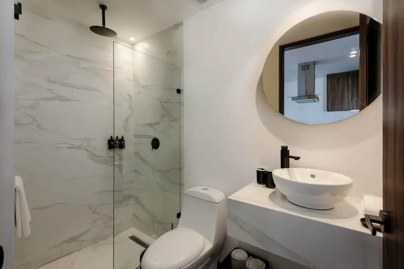 Dreamy 2BR with Elegant Balcony in Roma Nte