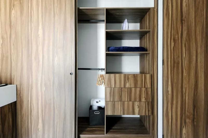 Dreamy 2BR with Elegant Balcony in Roma Nte