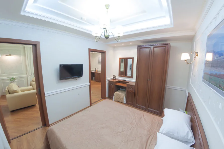 Suite room