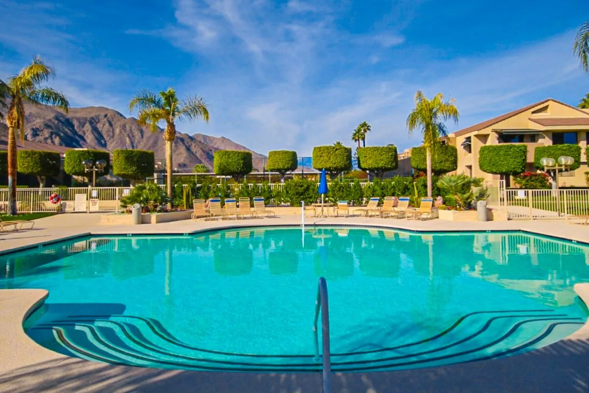 Plaza Villa Downtown Condo - 2877
