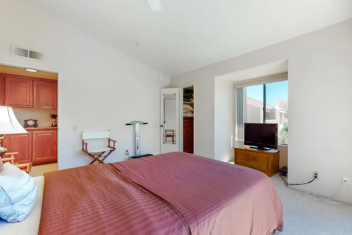 Plaza Villa Downtown Condo - 2877