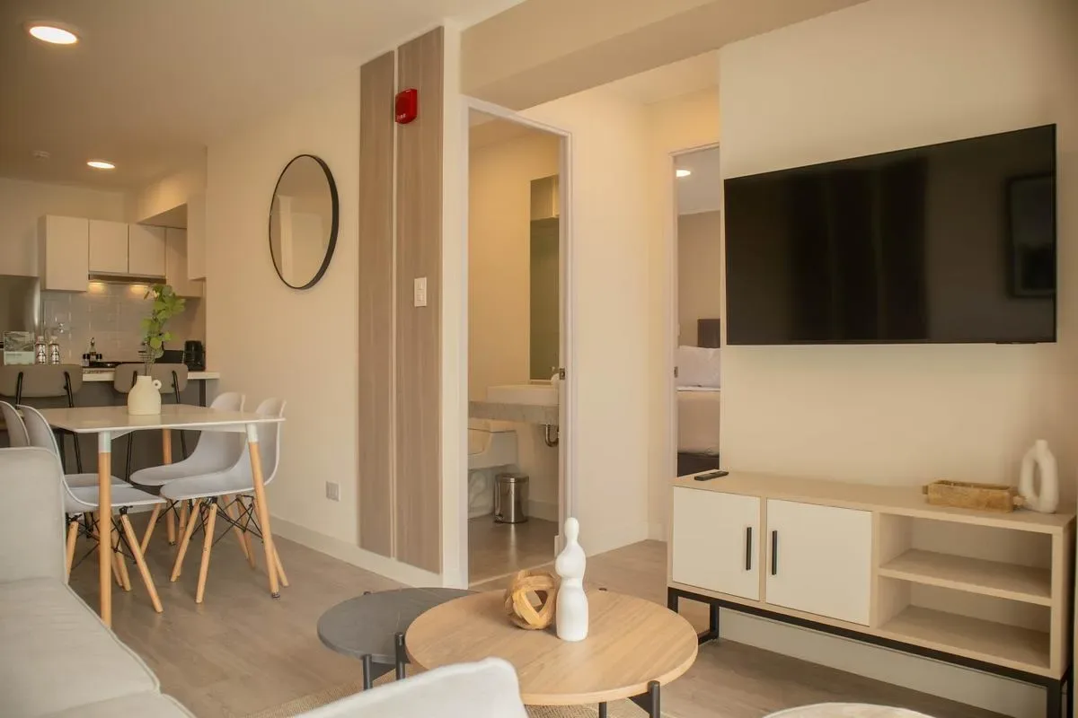 Oceanview 2BR Apartment w/ Pool in Barranco