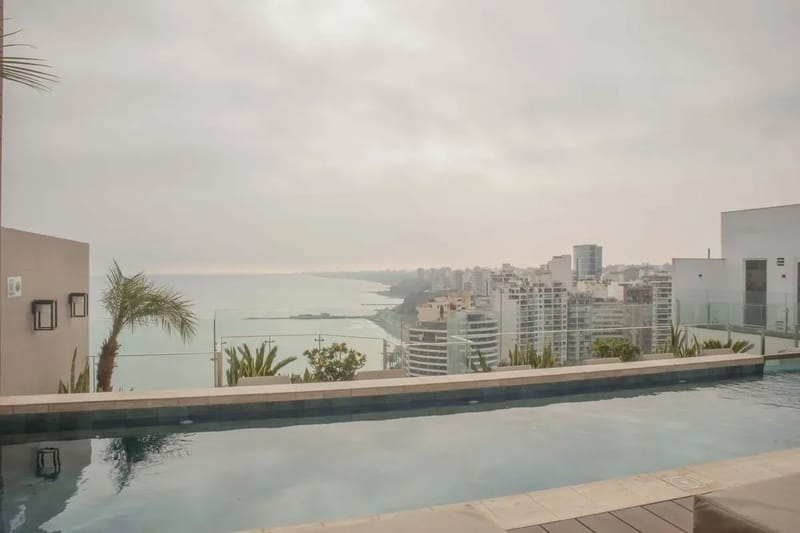 Oceanview 2BR Apartment w/ Pool in Barranco