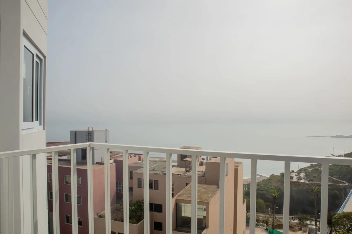Oceanview 2BR Apartment w/ Pool in Barranco