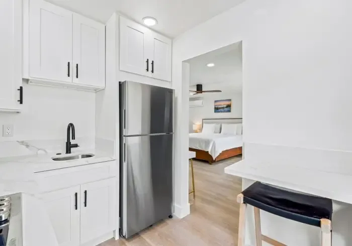 Cocina y refrigerador de la Deluxe King