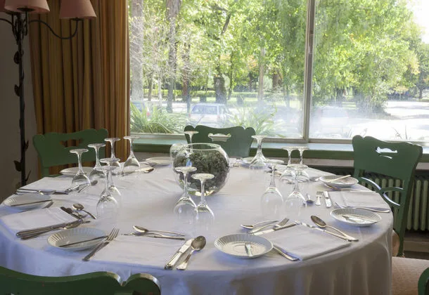 Restaurant dining area