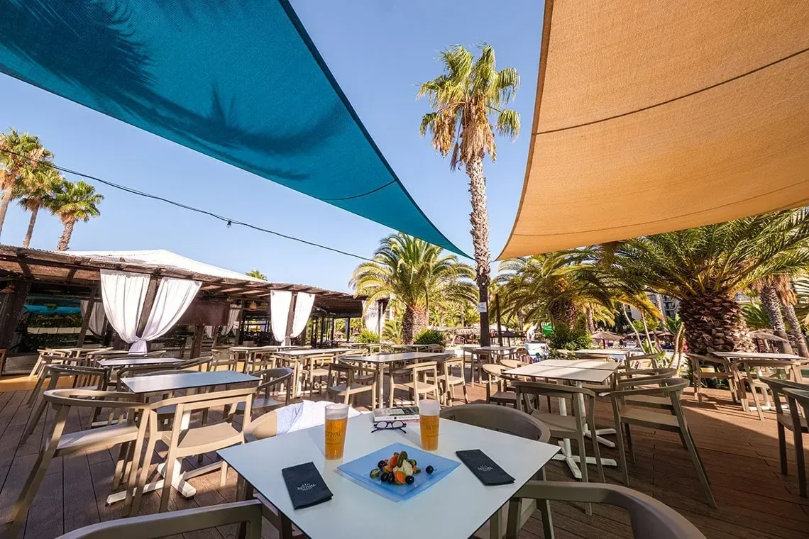 Terraza de Estival Islantilla