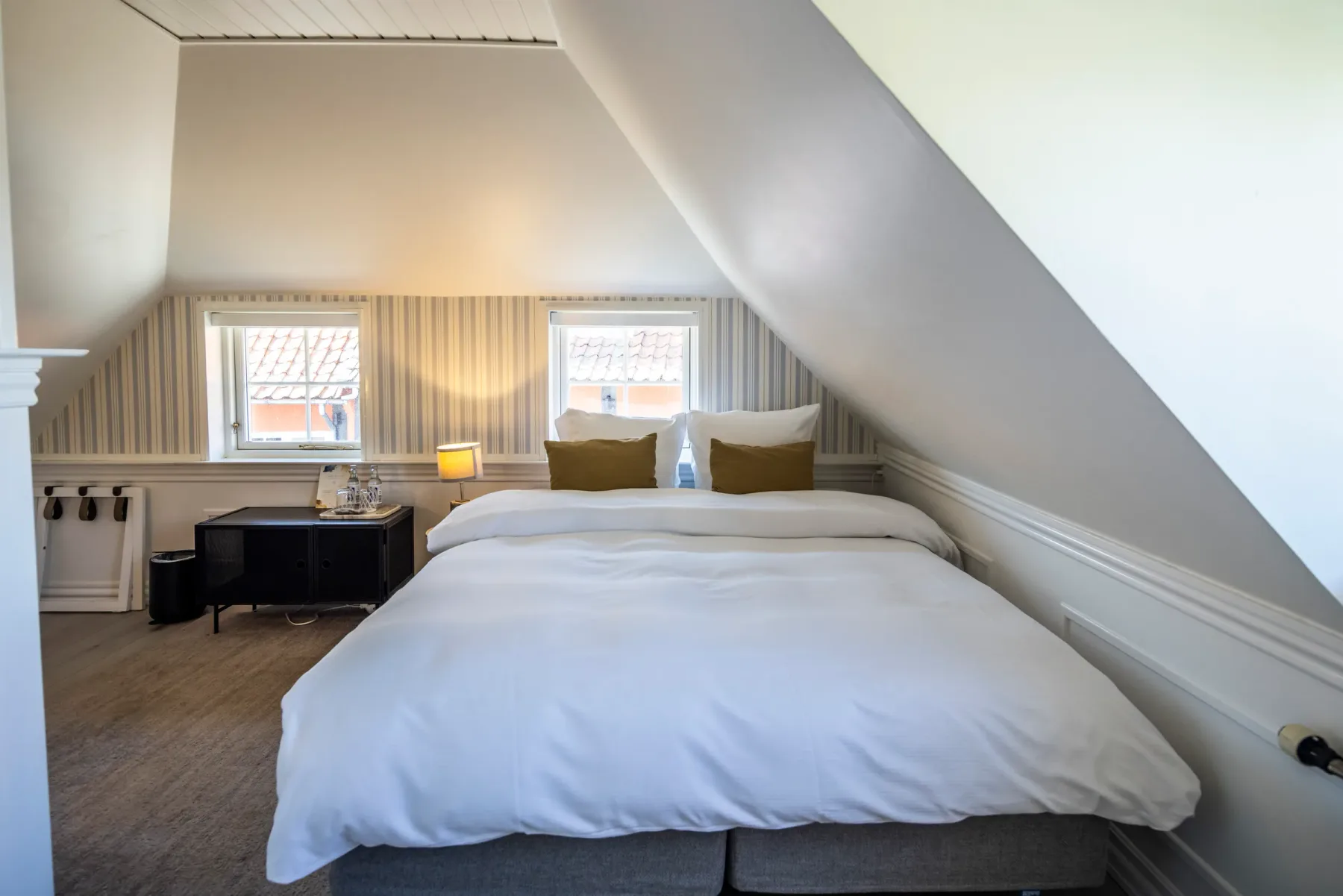 Courtyard First Floor bed and windows