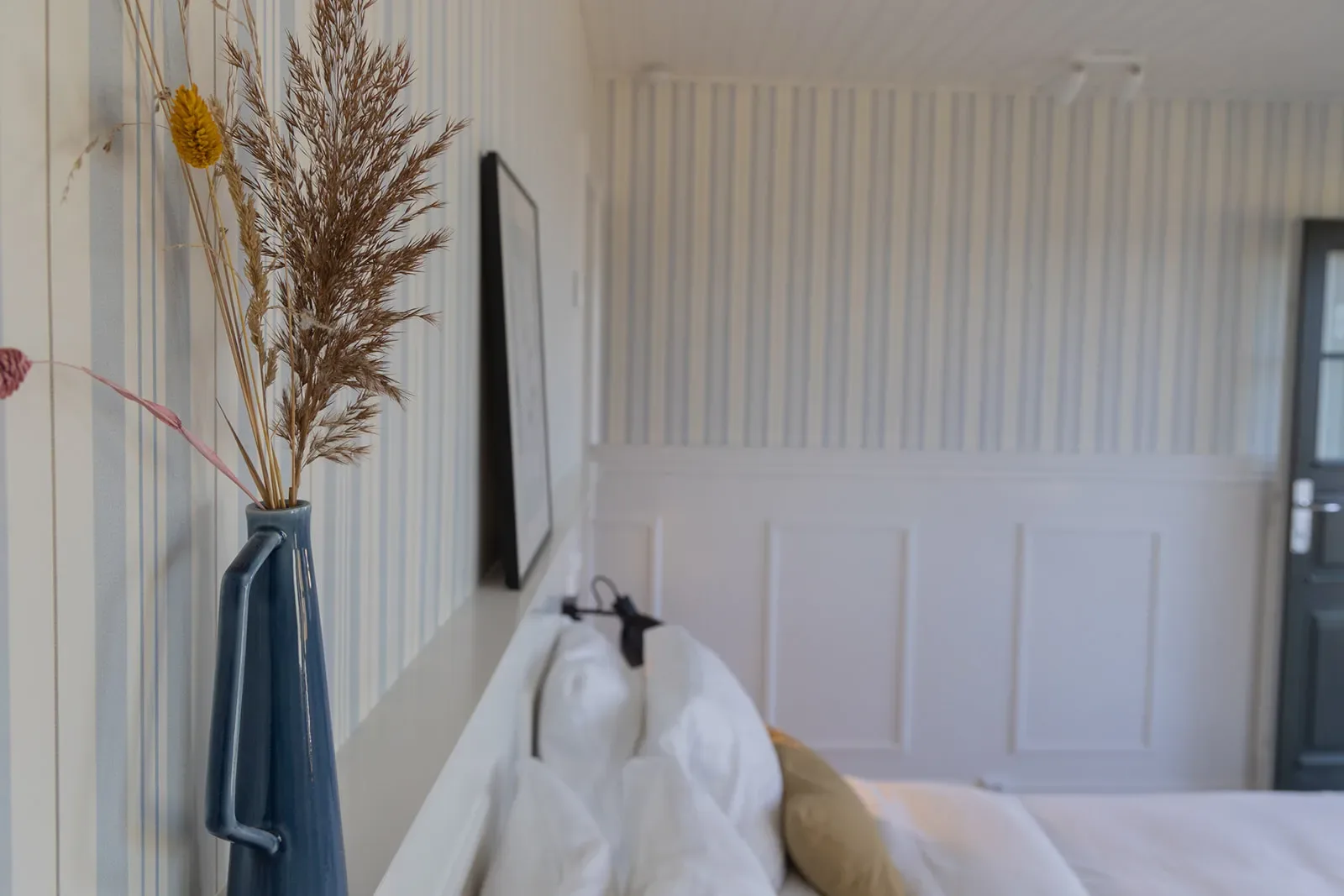 Ocean View room décor