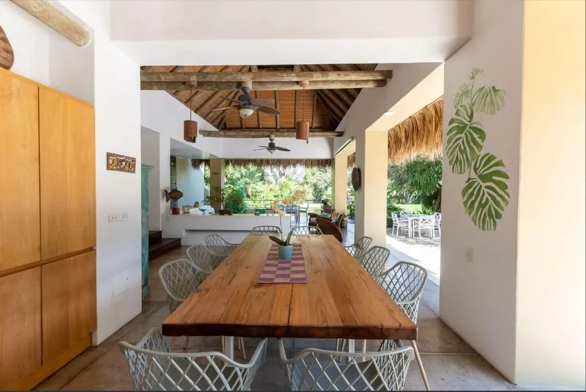 Lovely 4BR Villa at Mesa de Yeguas