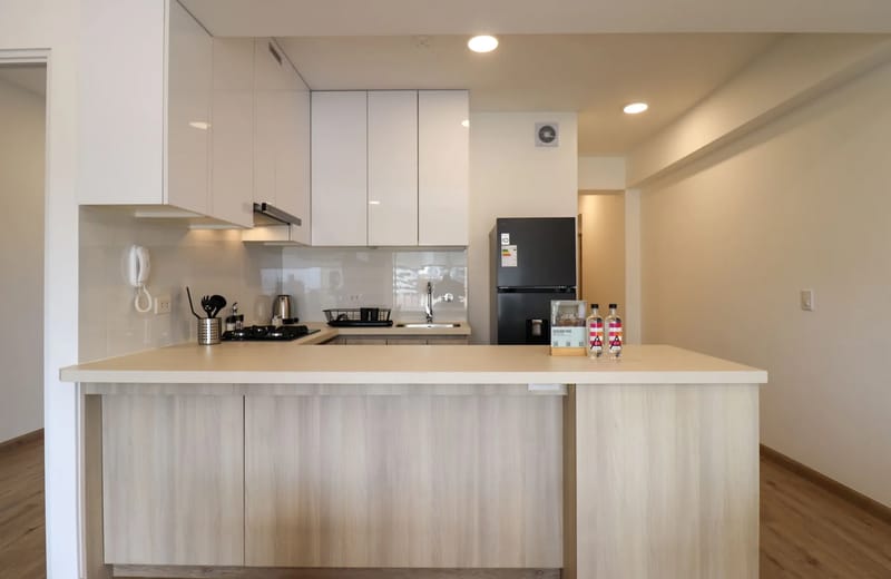 Airy 2BR w/ Balcony in Prime Miraflores