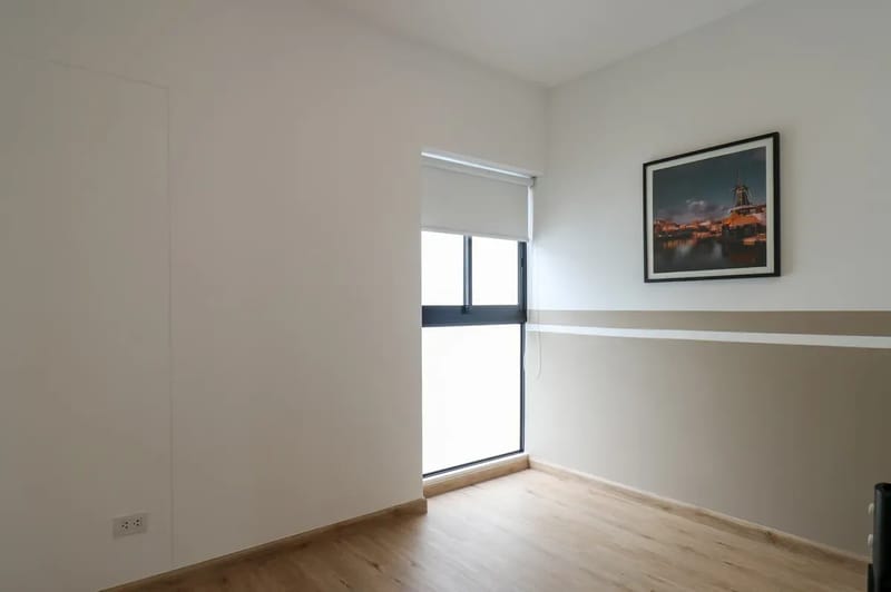 Airy 2BR w/ Balcony in Prime Miraflores