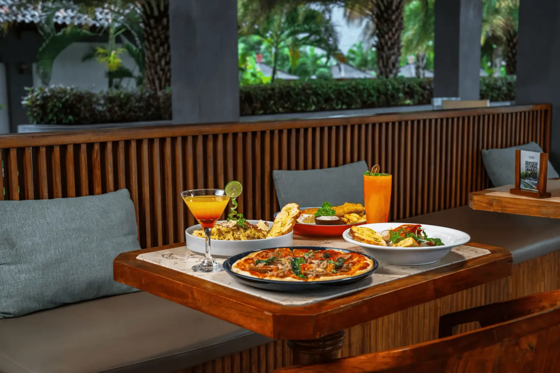 Lovina Beach Club & Resort