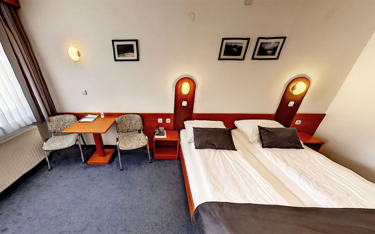 Ground-floor double room