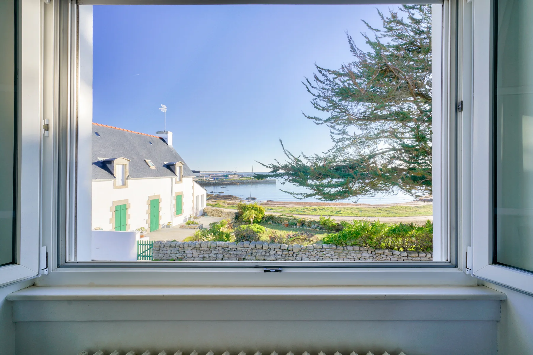 Gallery photo for Vue sur le port – Maison pour 10 avec jardin