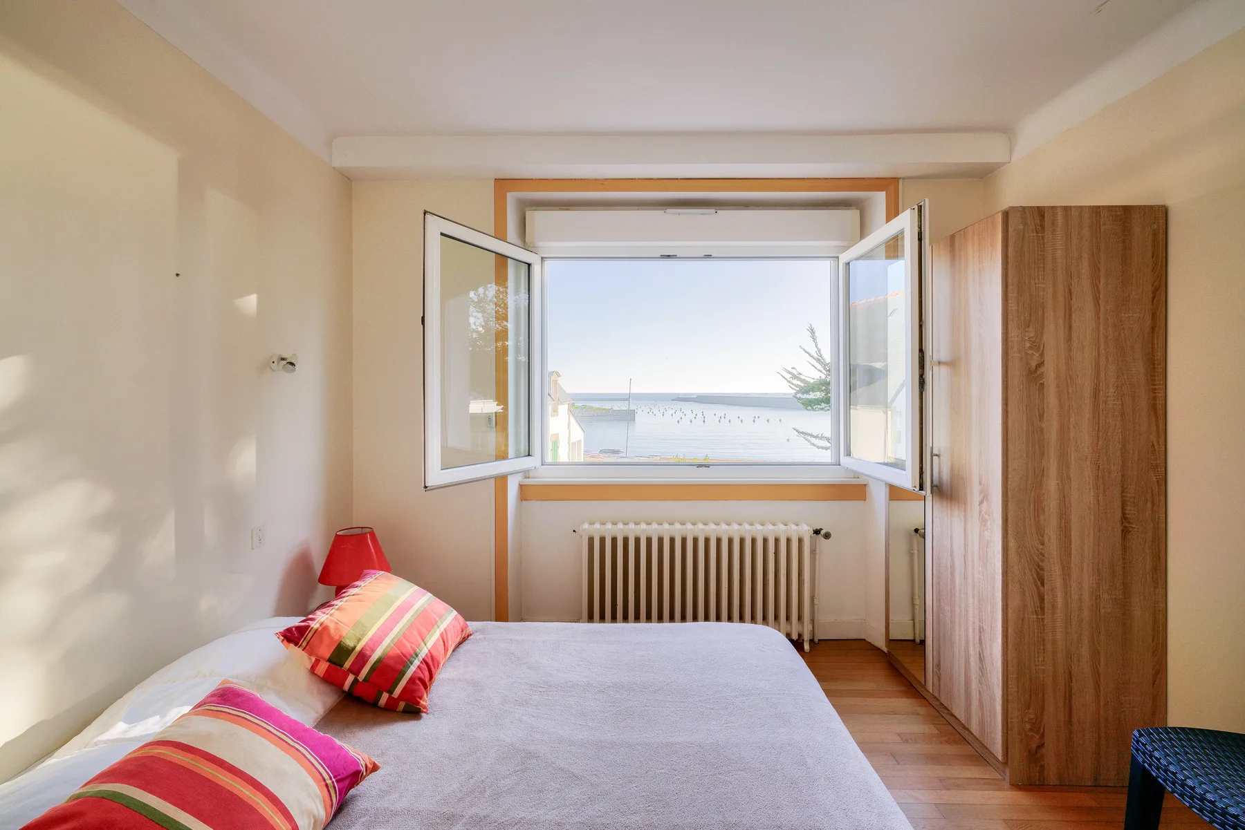 Gallery photo for Vue sur le port – Maison pour 10 avec jardin