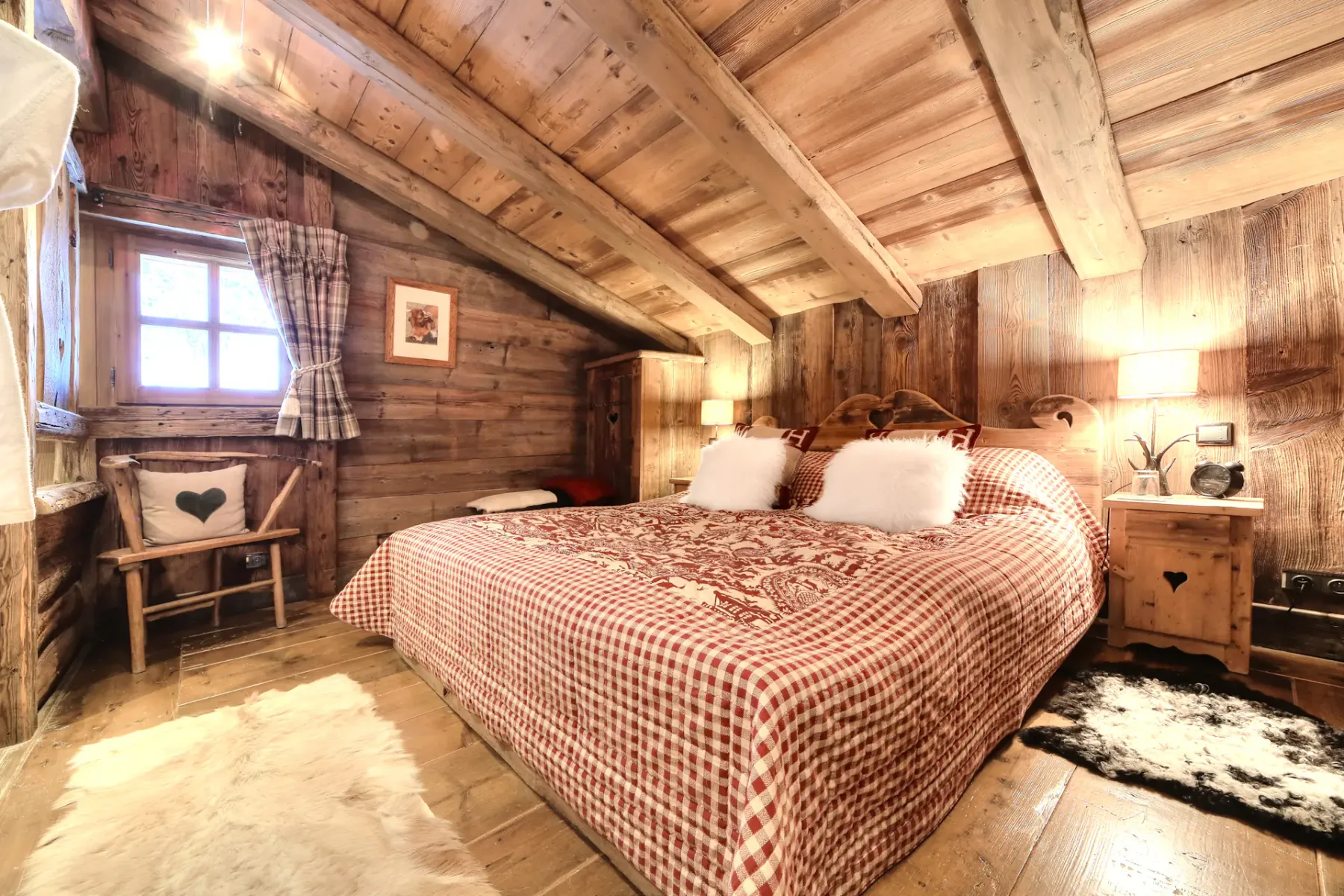 Luxury double ensuite bedroom at family Chalet Zebrano Megève