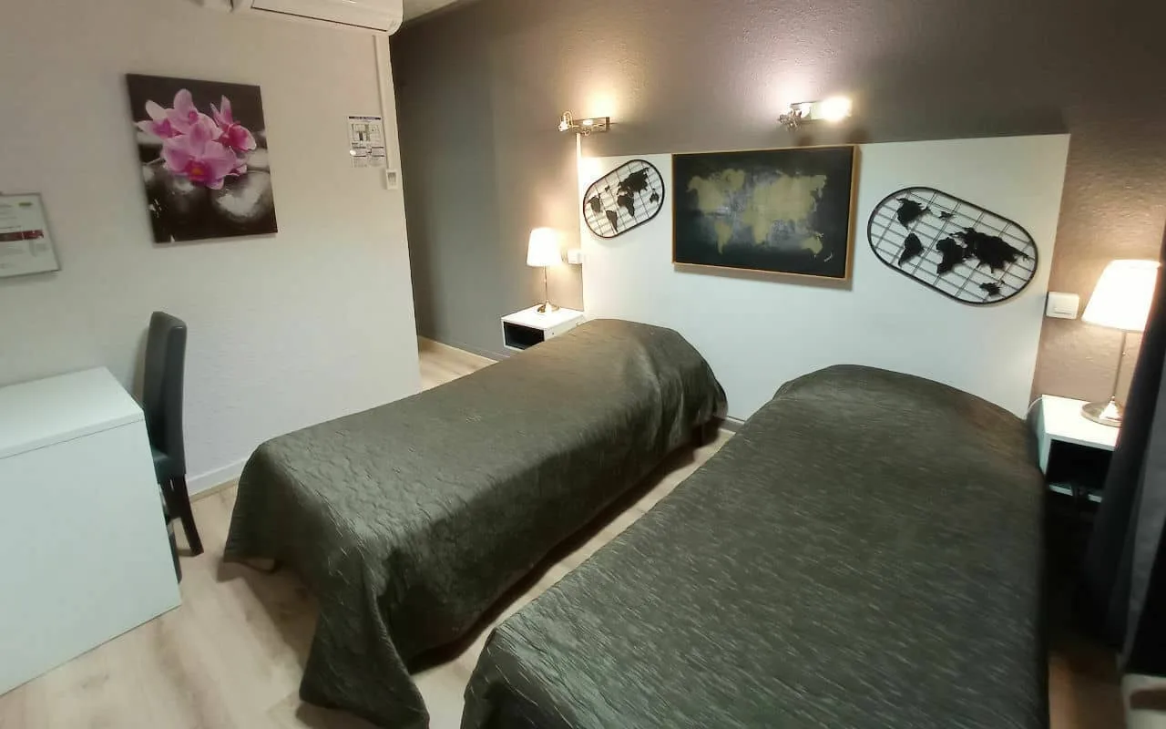 Twin room
