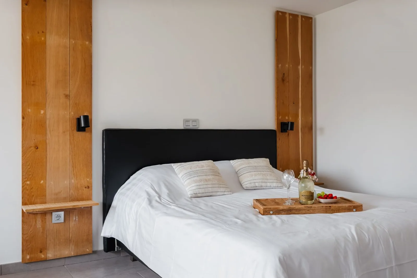 Suite 2