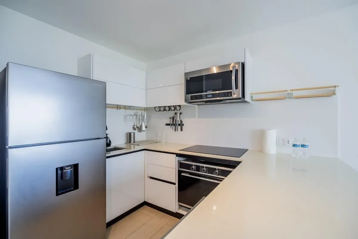 Warm 1BR in San Francisco w/ Balcony