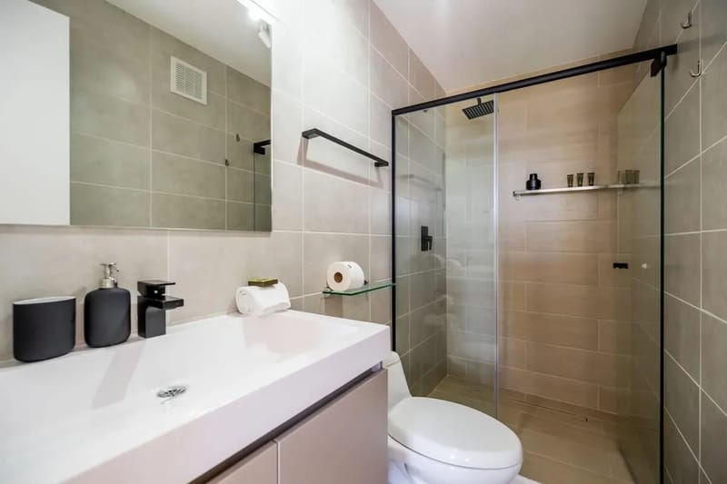 Warm 1BR in San Francisco w/ Balcony